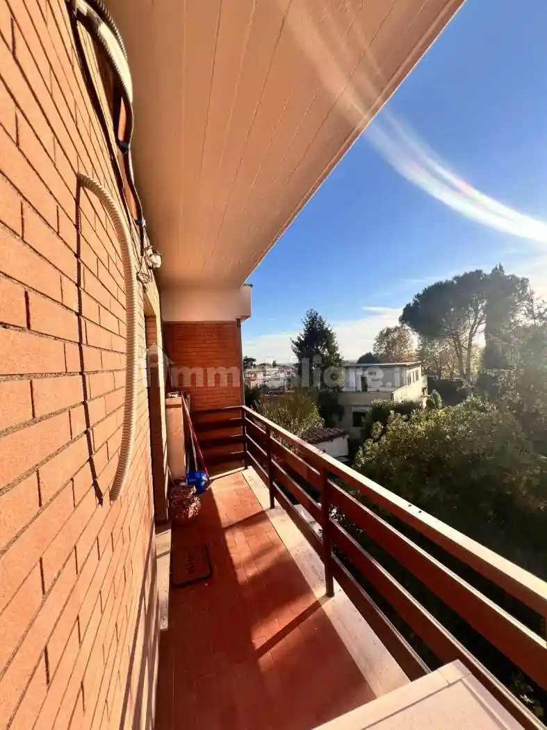 Bilocale ottimo stato, secondo piano, Ottavia, Roma - foto 3