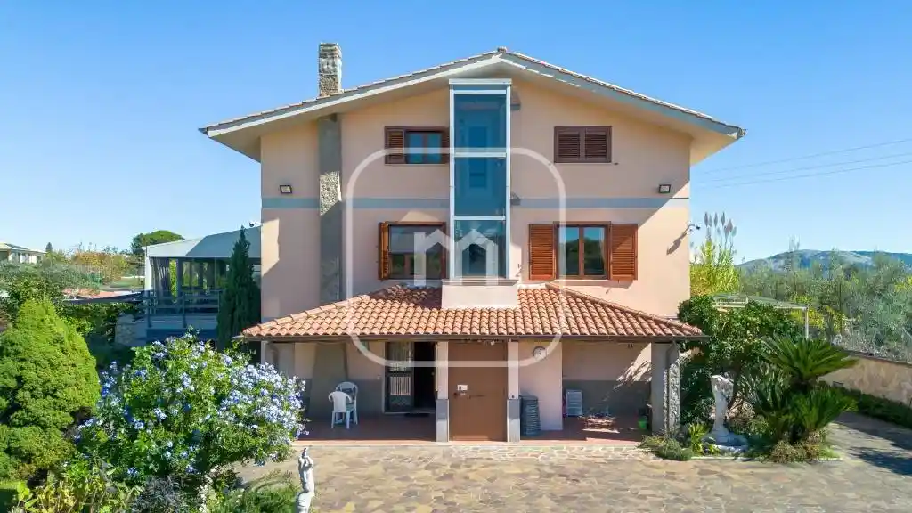 Villa in vendita a Velletri