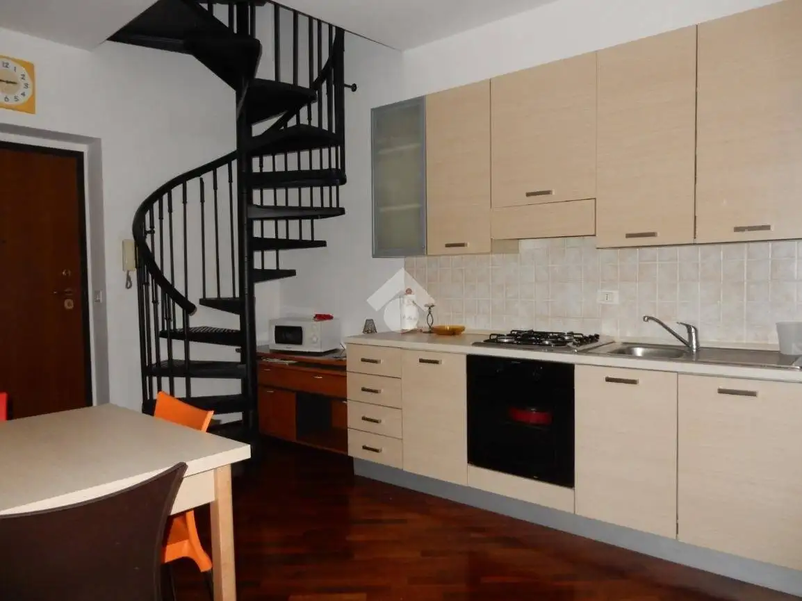 Appartamento in affitto a Palermo