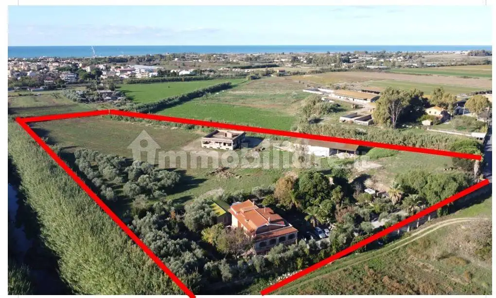 Rustico - Casale in vendita a Ladispoli