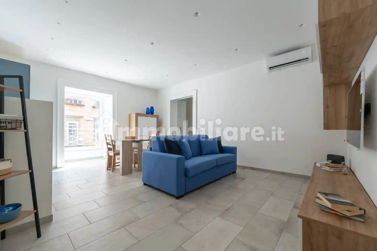 Bilocale via San Carlo alle Mortelle 6, Monte di Dio, Napoli - foto 4