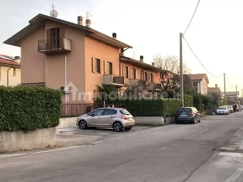Villetta a schiera - foto 3