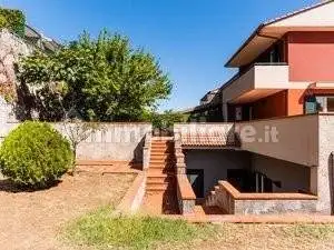 Villa unifamiliare via Giacomo Leopardi, Marchesana, Aci Catena - foto 4