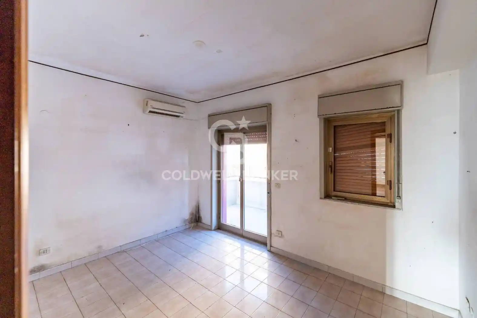 Appartamento in vendita a Aci Castello