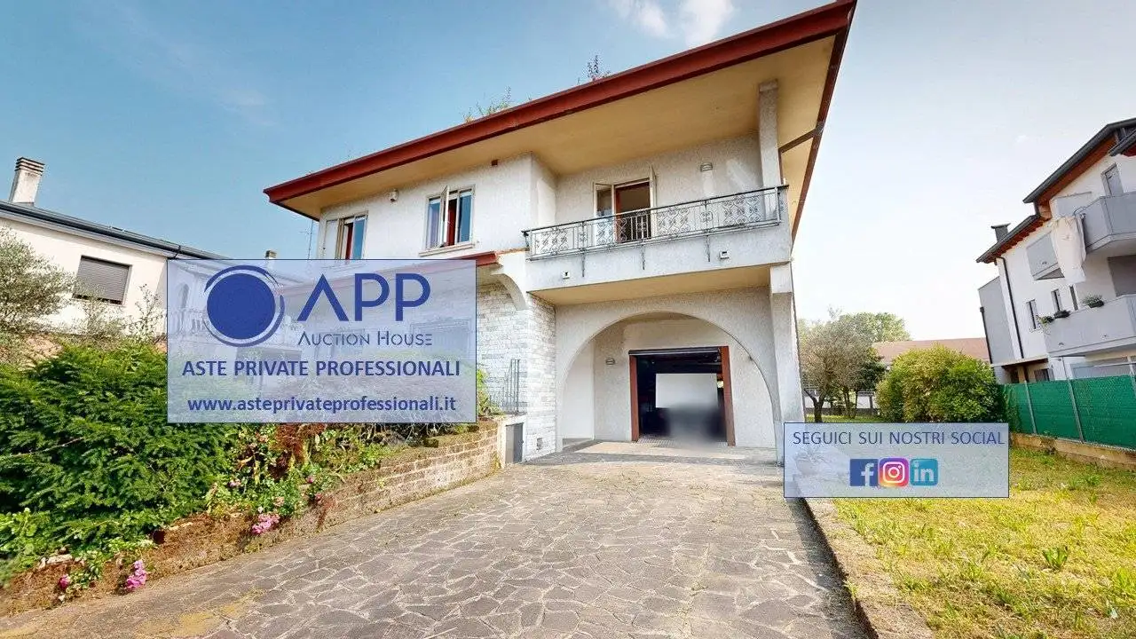 Villa in asta a Selvazzano Dentro
