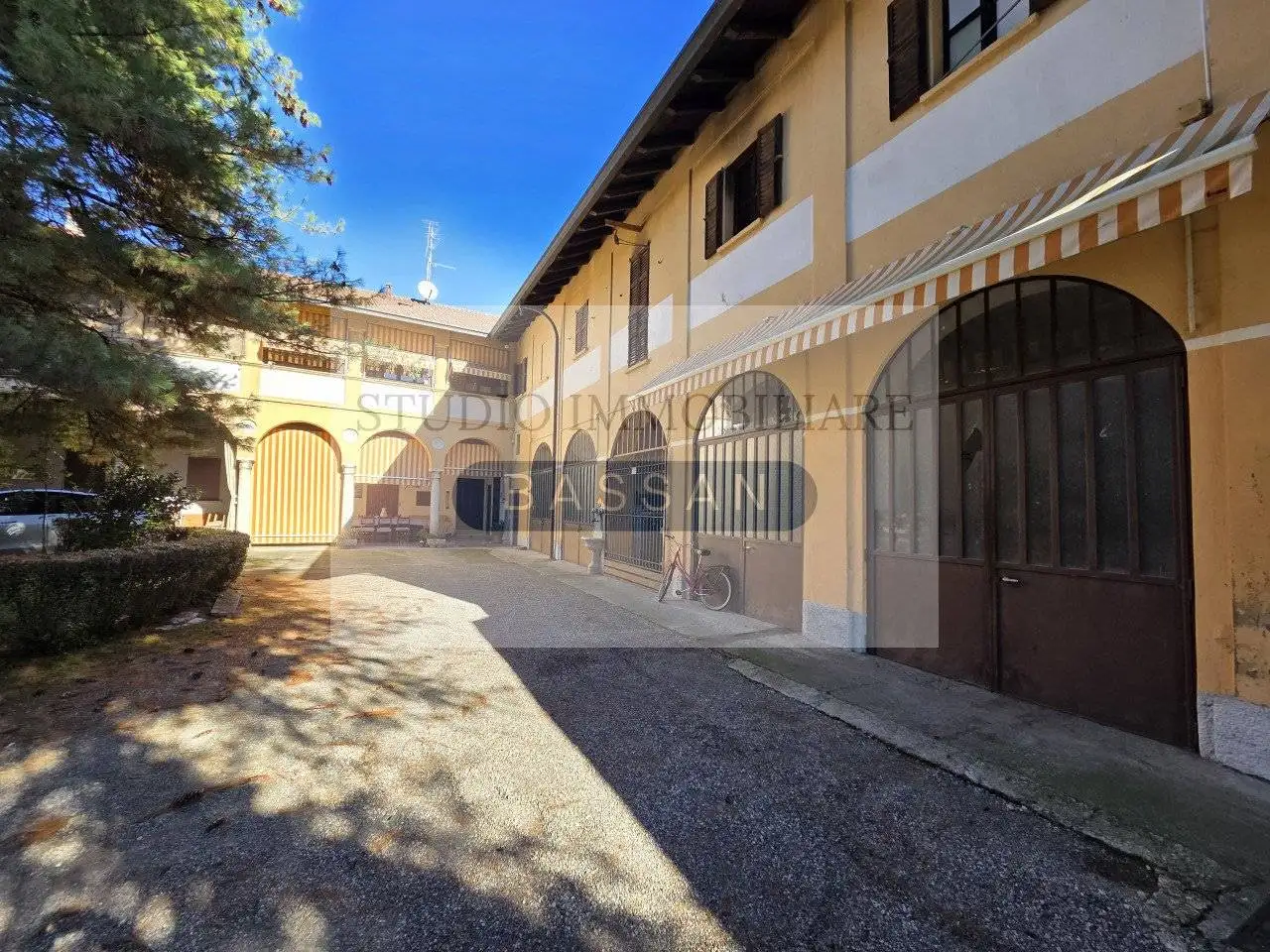 Palazzo - Edificio in Vendita - foto 4