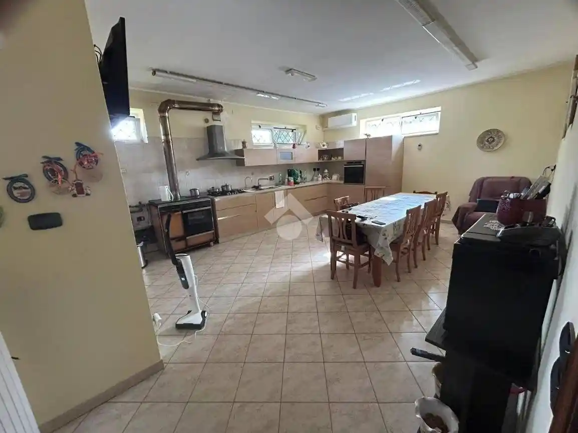 Villa unifamiliare via Del Poggio 37, Vallelata, Aprilia - foto 5