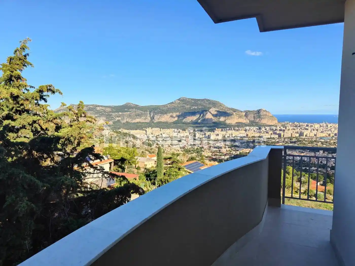 Appartamento in villa via Marianna Caruso Coffa 24, Inserra, Palermo - foto 2