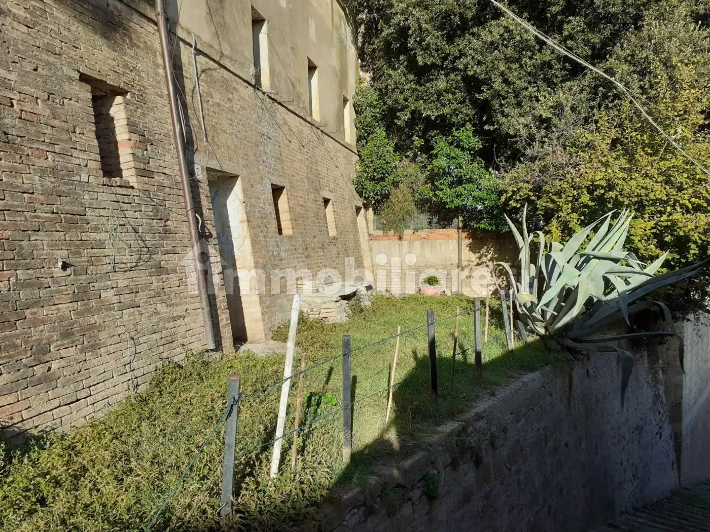 Terratetto unifamiliare 48 m², da ristrutturare, Centro, Castelbellino - foto 2