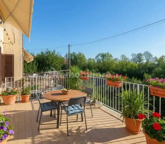 Villa bifamiliare Strada Provinciale Francigena 869, Monte San Quirico - Tre Cancelli, Lucca - foto 2