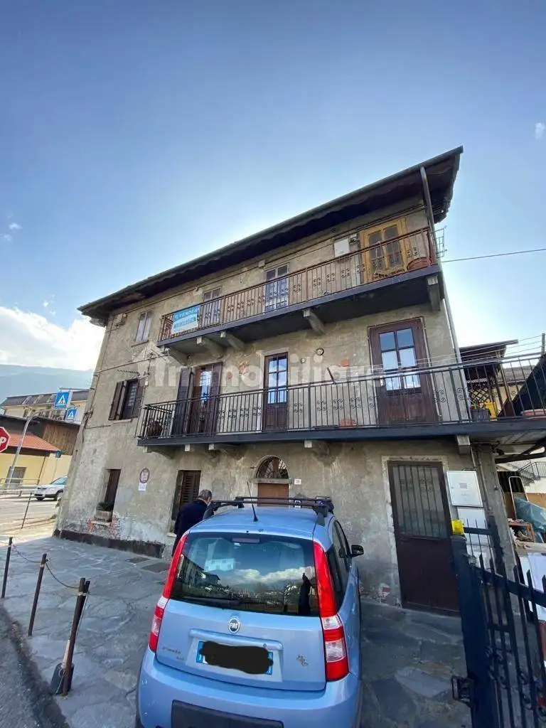 Appartamento in vendita a Sarre