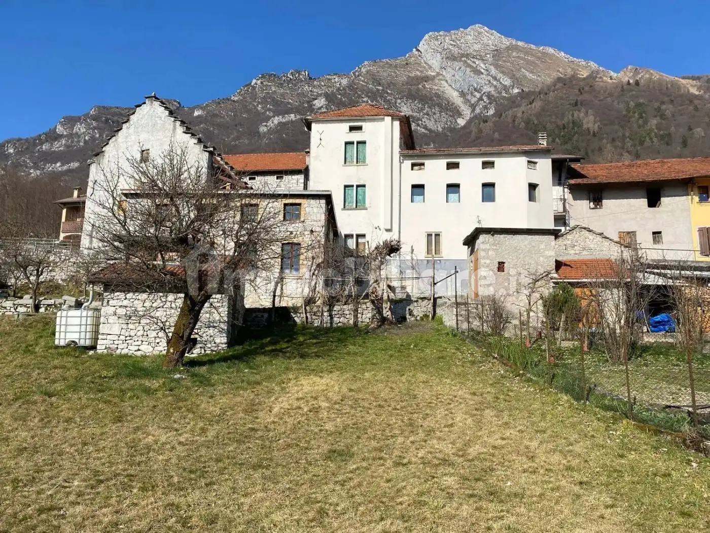 Rustico - Casale in vendita a Ponte nelle Alpi