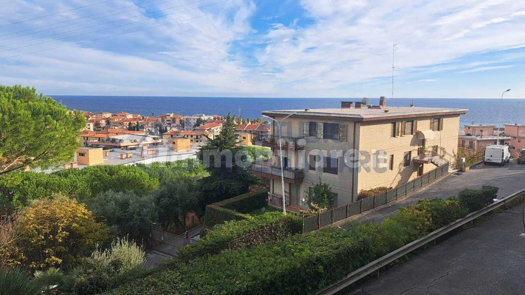 Appartamento in vendita a Riva Ligure