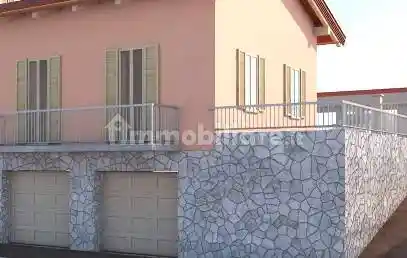 Villa in vendita a Castelletto Sopra Ticino