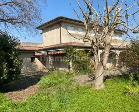 Appartamento in asta a Correzzola