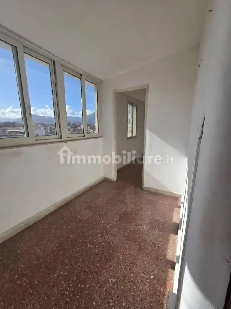 Trilocale via Ettore Pais 8, Borgo Vecchio, Palermo - foto 3