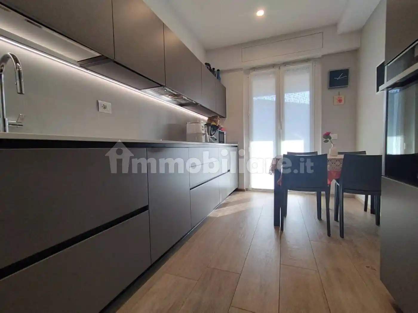 Trilocale via Madonnina 20, Centro, Vidigulfo - foto 4