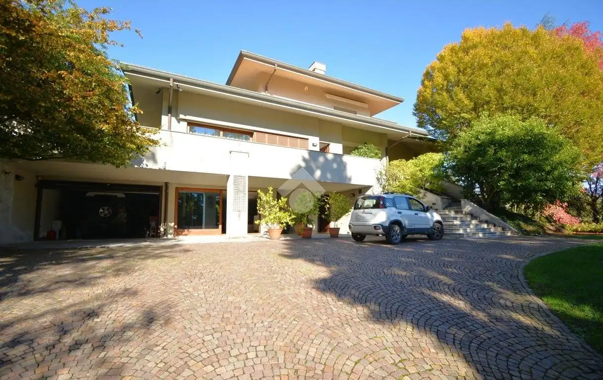 Villa in vendita a Palazzago