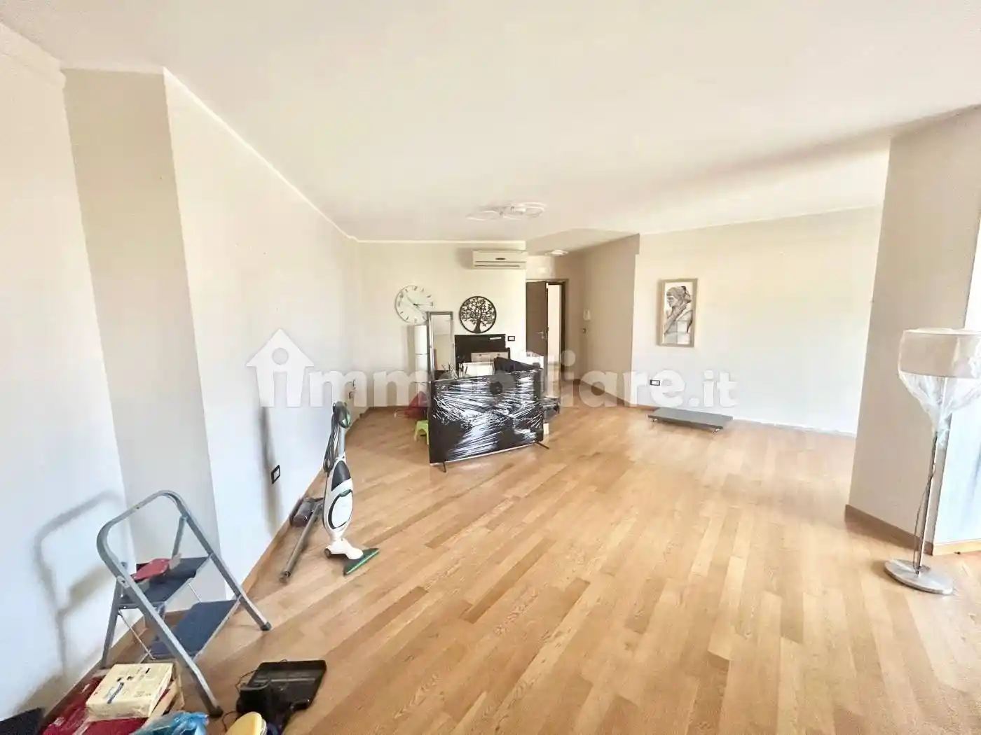 Quadrilocale via Crati 64, Roges, Rende - foto 2