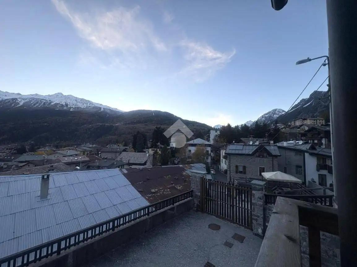 Trilocale via galletto 2, Centro, Bormio - foto 2