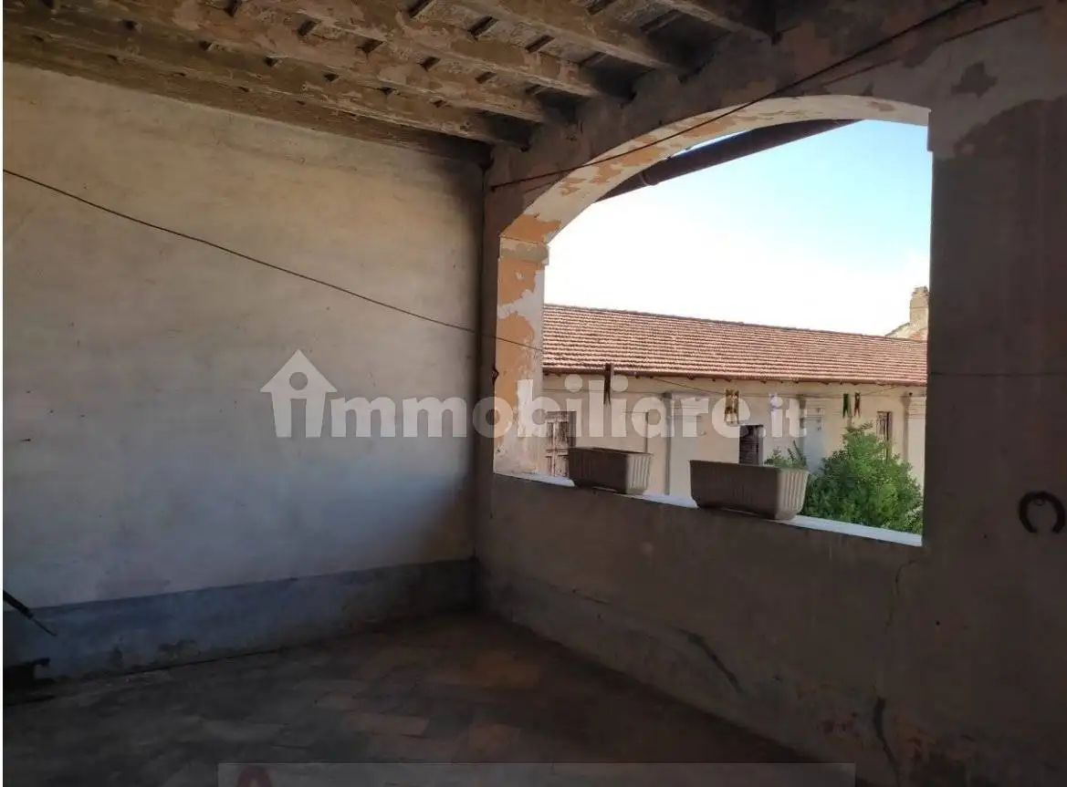 Rustico - Casale in asta a Vernate