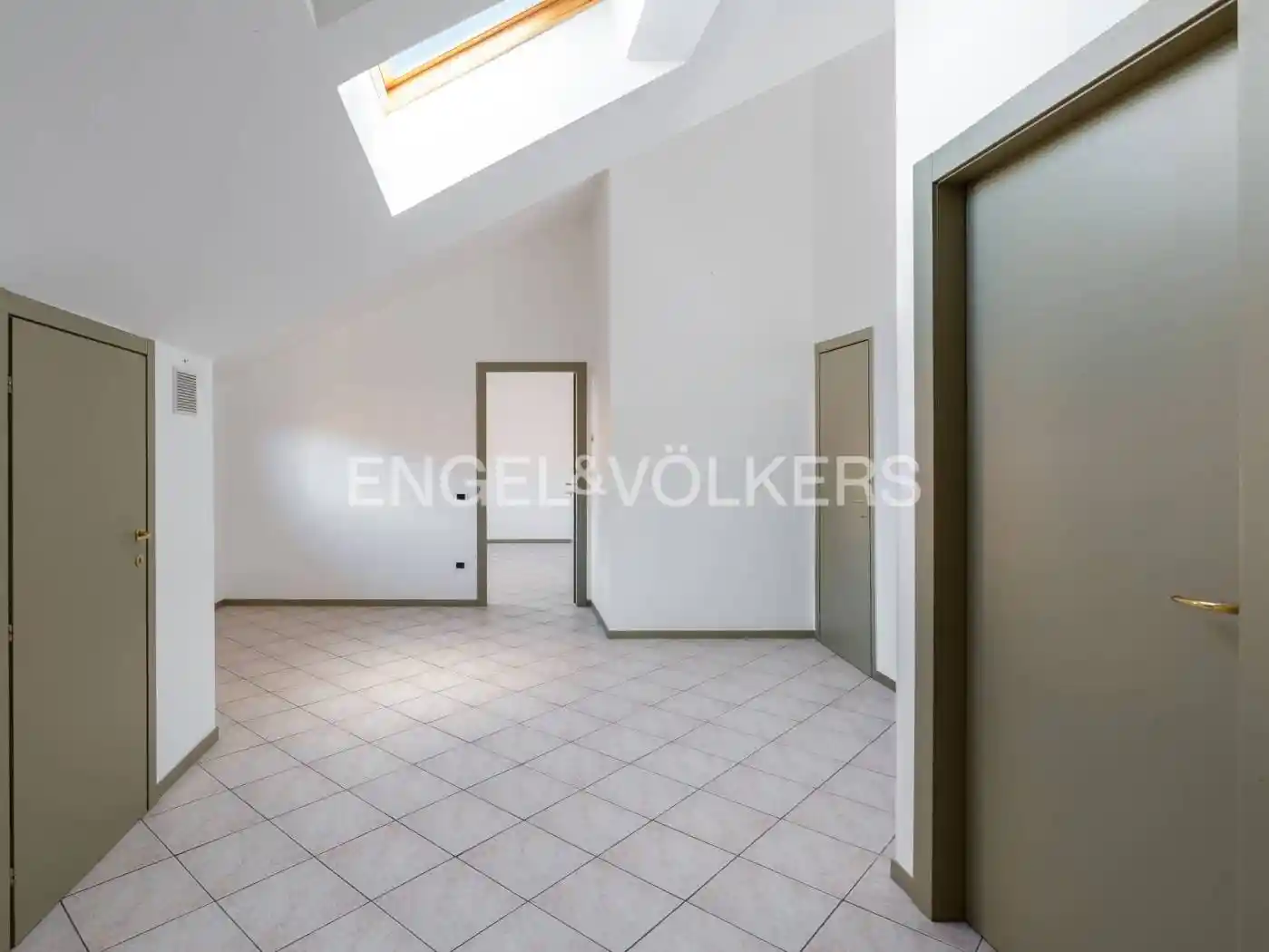 Bilocale via Monsignor Mauro Luigi Moneta, Castello, Lecco - foto 2