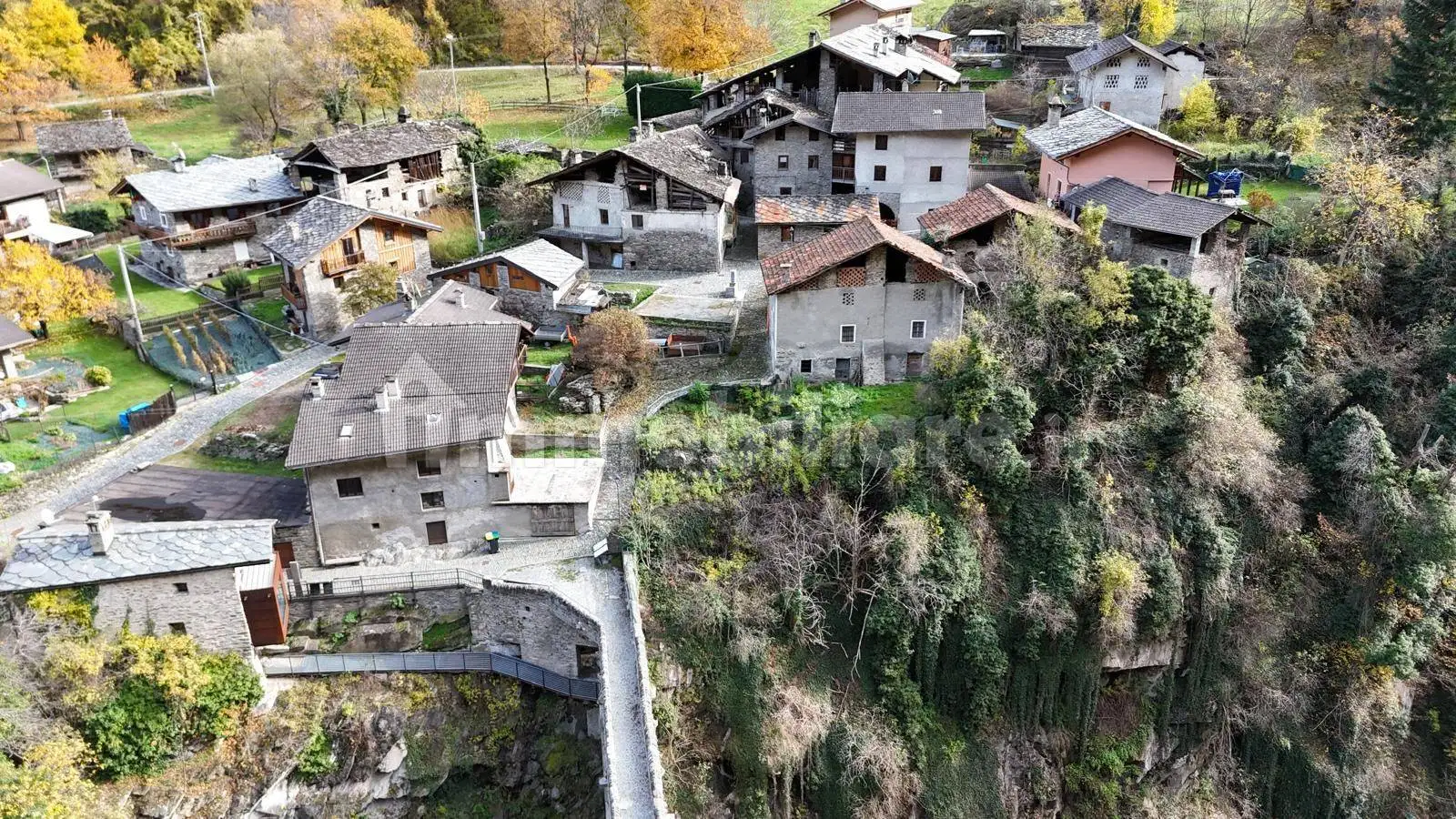 Rustico - Casale in vendita a Aymavilles