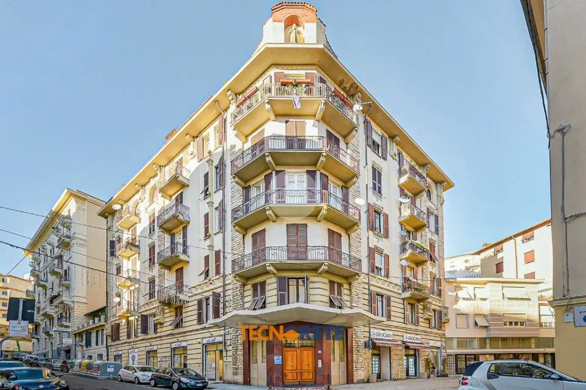 Appartamento in affitto a La Spezia