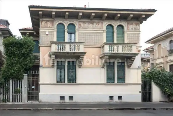 Villa in vendita a Milan