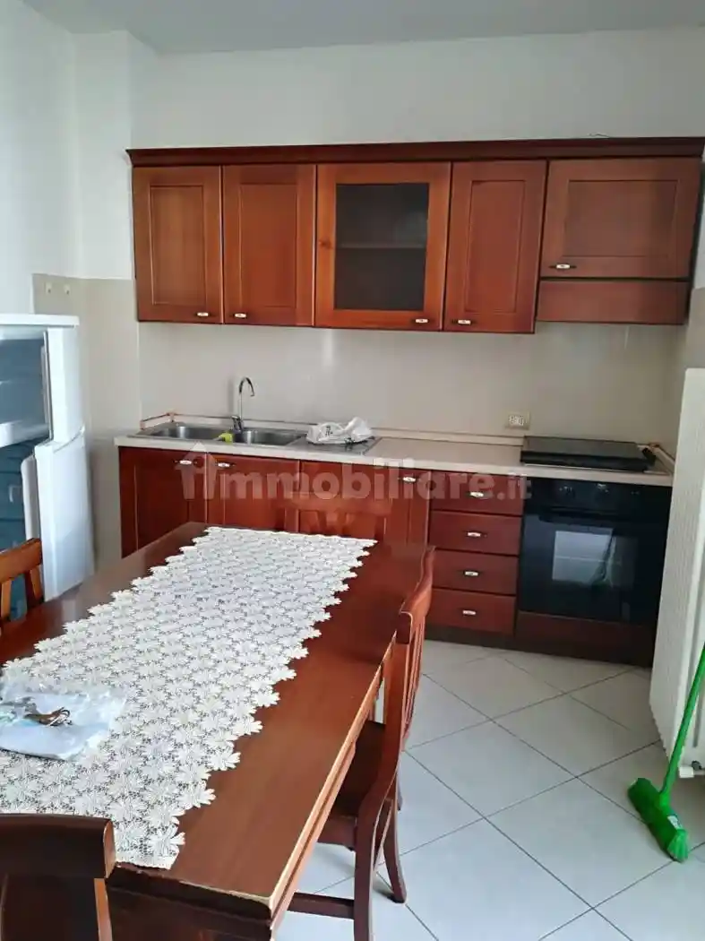 Trilocale via del Vallone 24, Centro, Civitanova Marche - foto 5