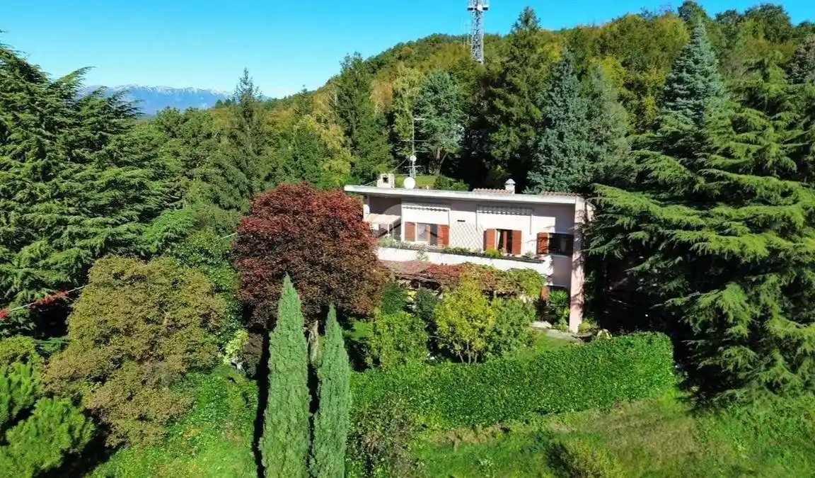 Villa in vendita a Negrar di Valpolicella