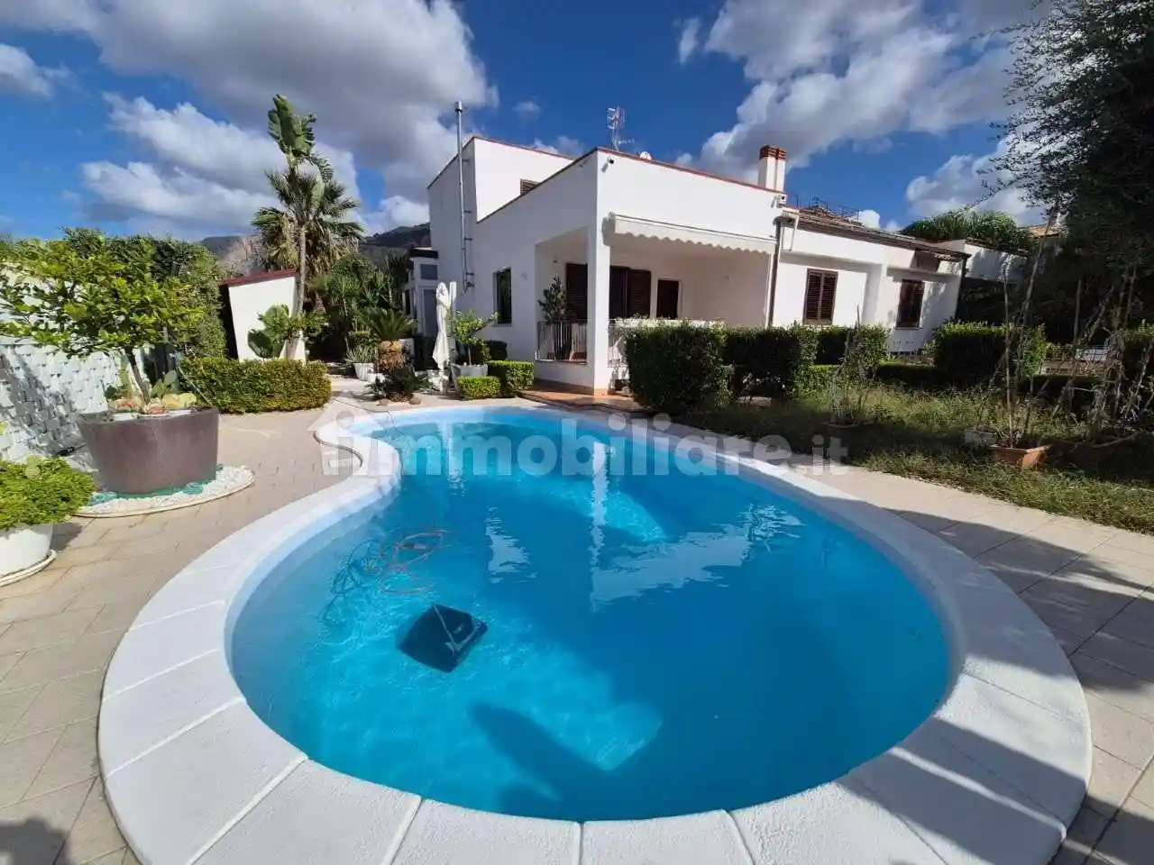 Villa in vendita a Carini