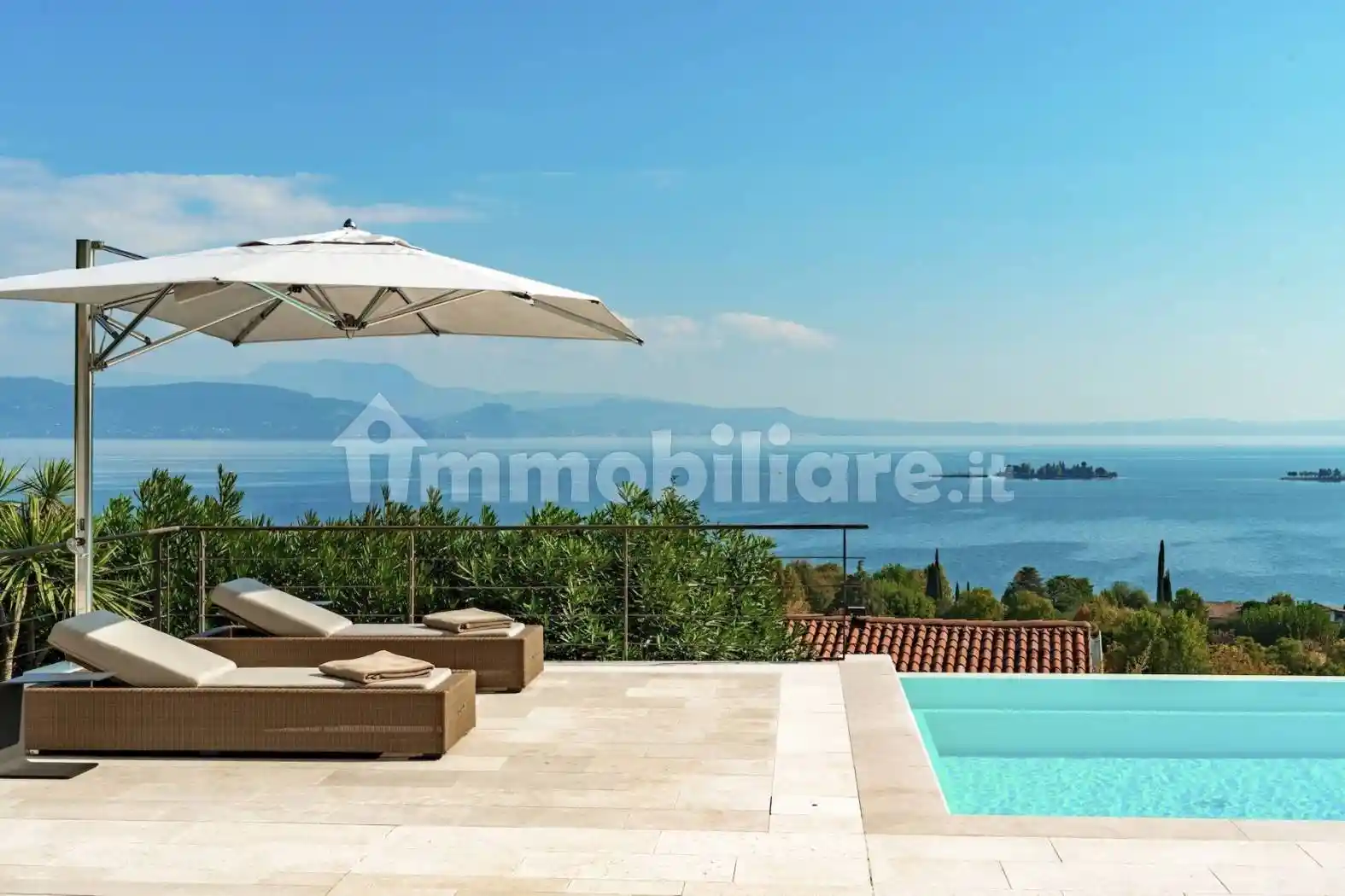 Villa in vendita a San Felice del Benaco