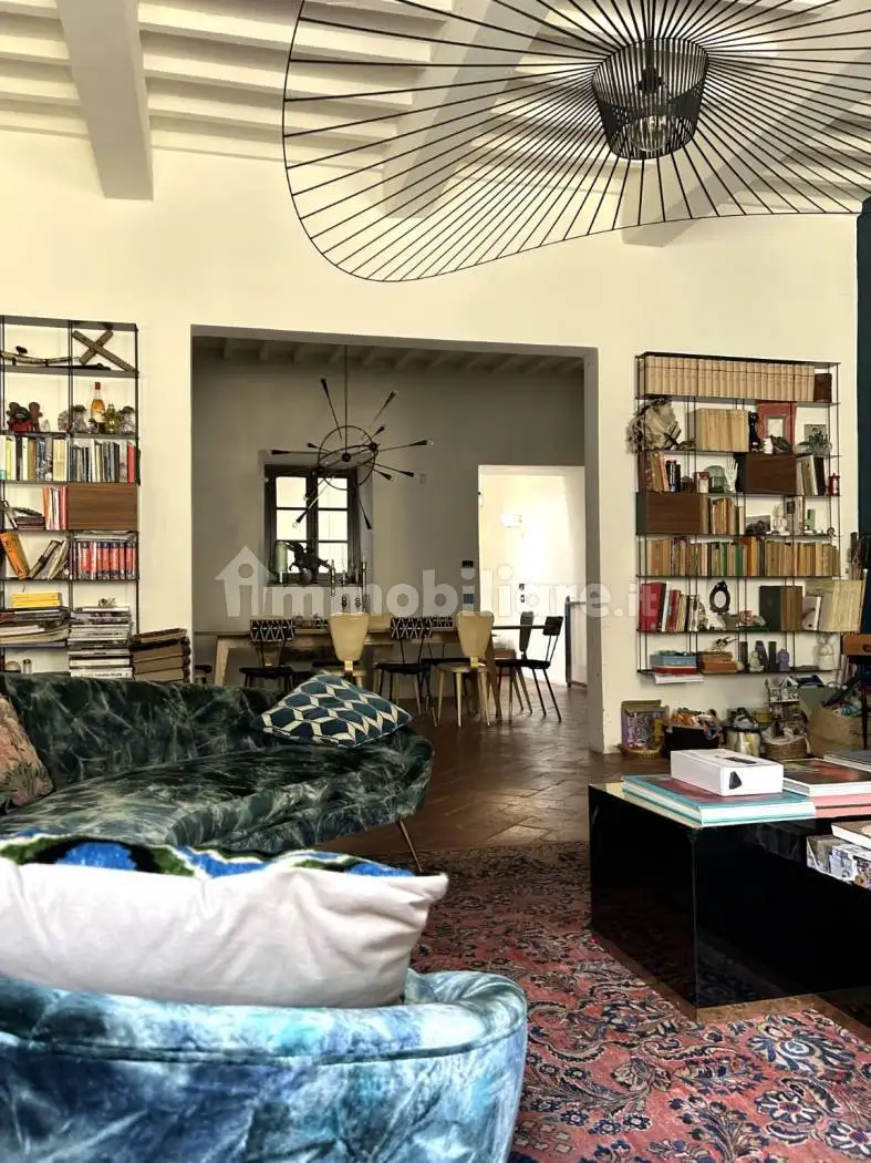 Casa indipendente in vendita a Arezzo