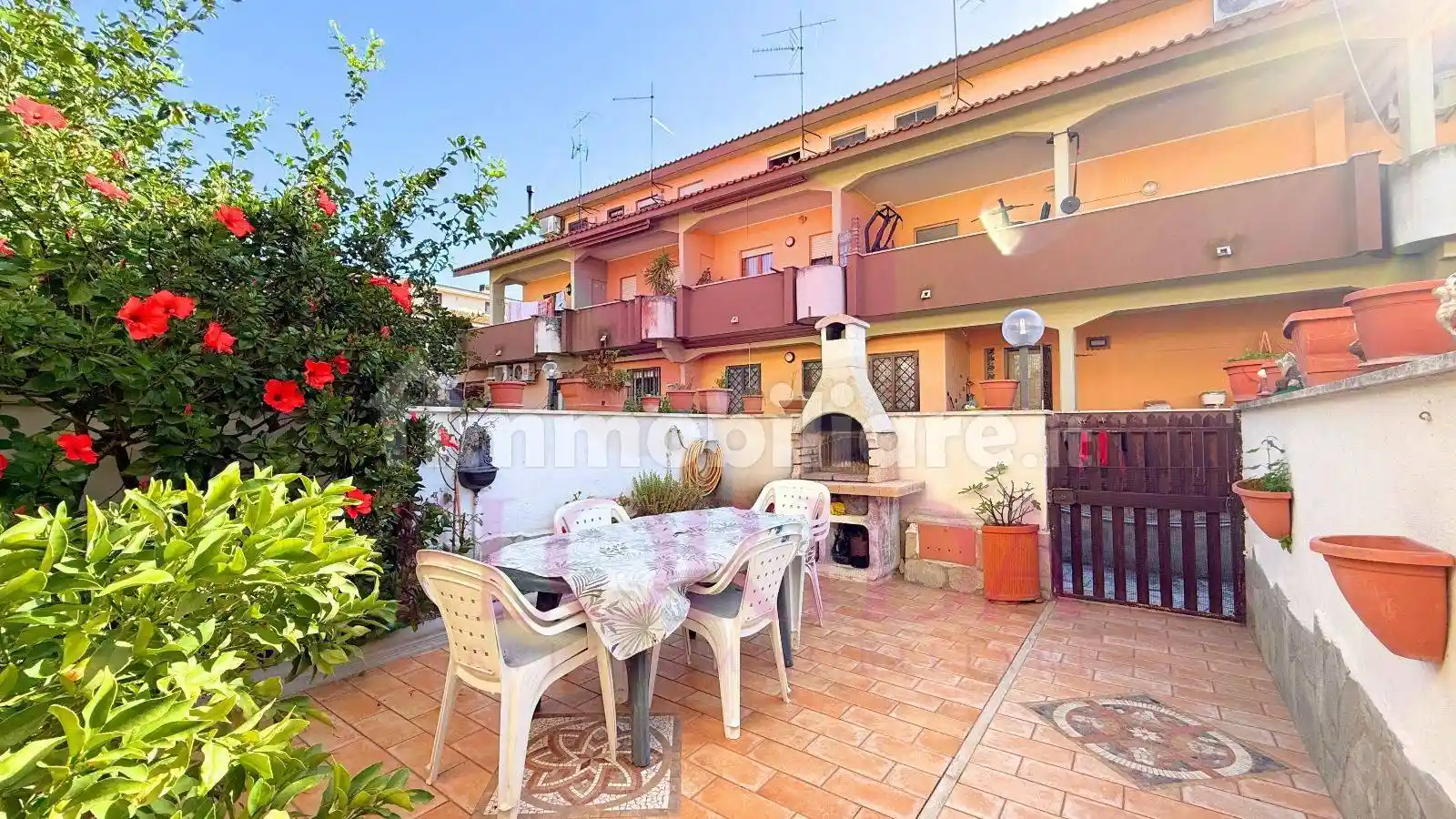 Villetta a schiera in vendita a Pomezia