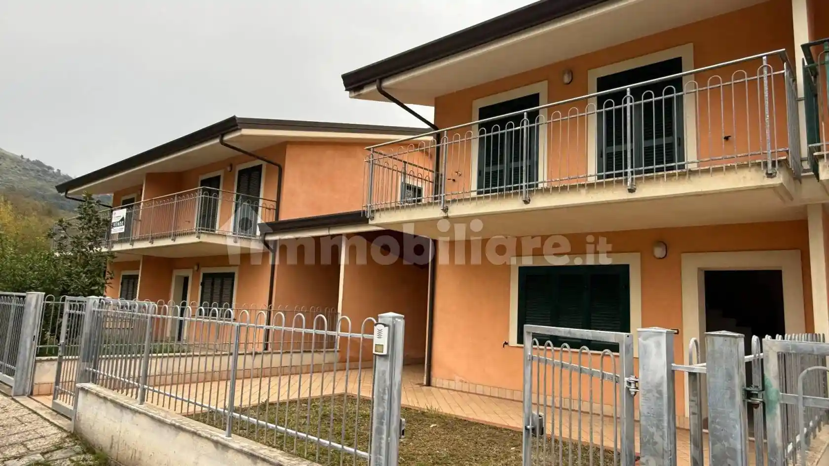 Villetta a schiera - foto 2