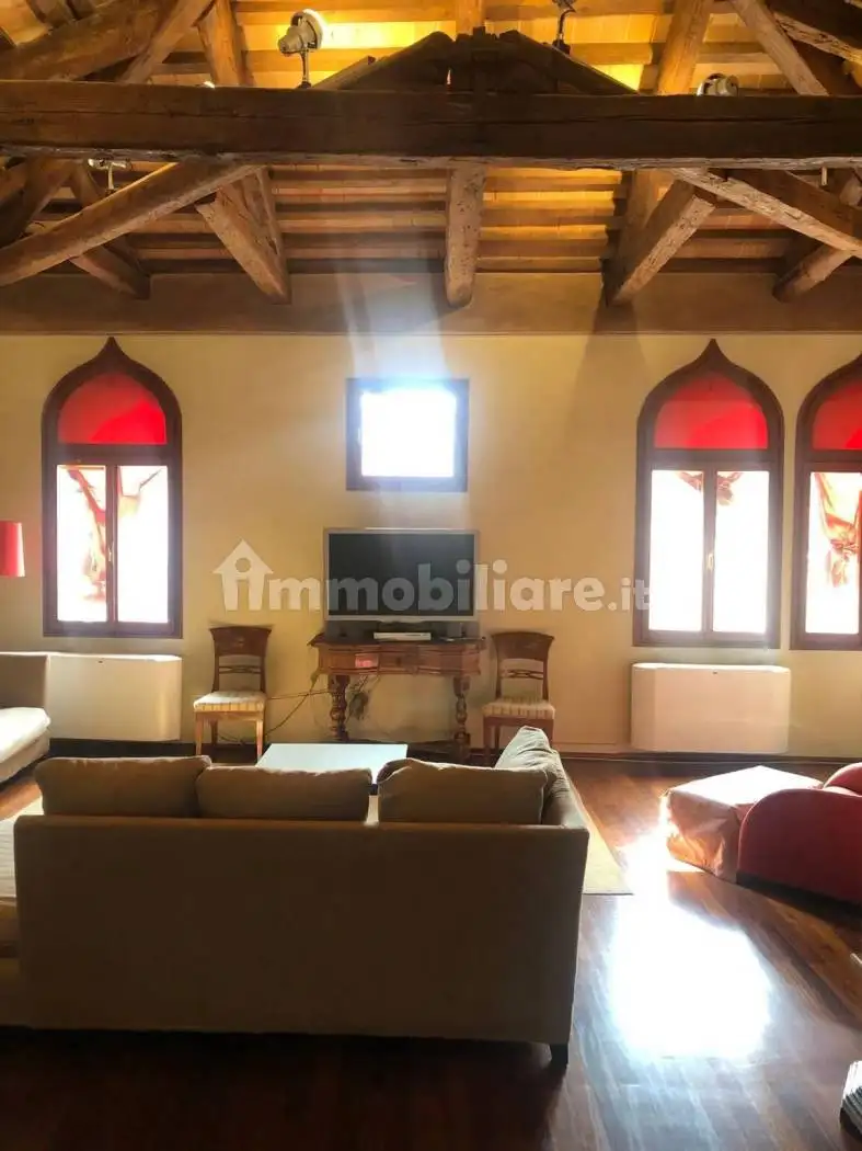 Appartamento in affitto a Venezia