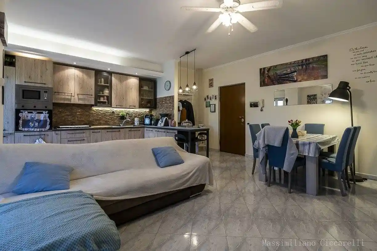 Trilocale via Campo Leone Scalo, Campoleone - Tre Colli, Aprilia - foto 5