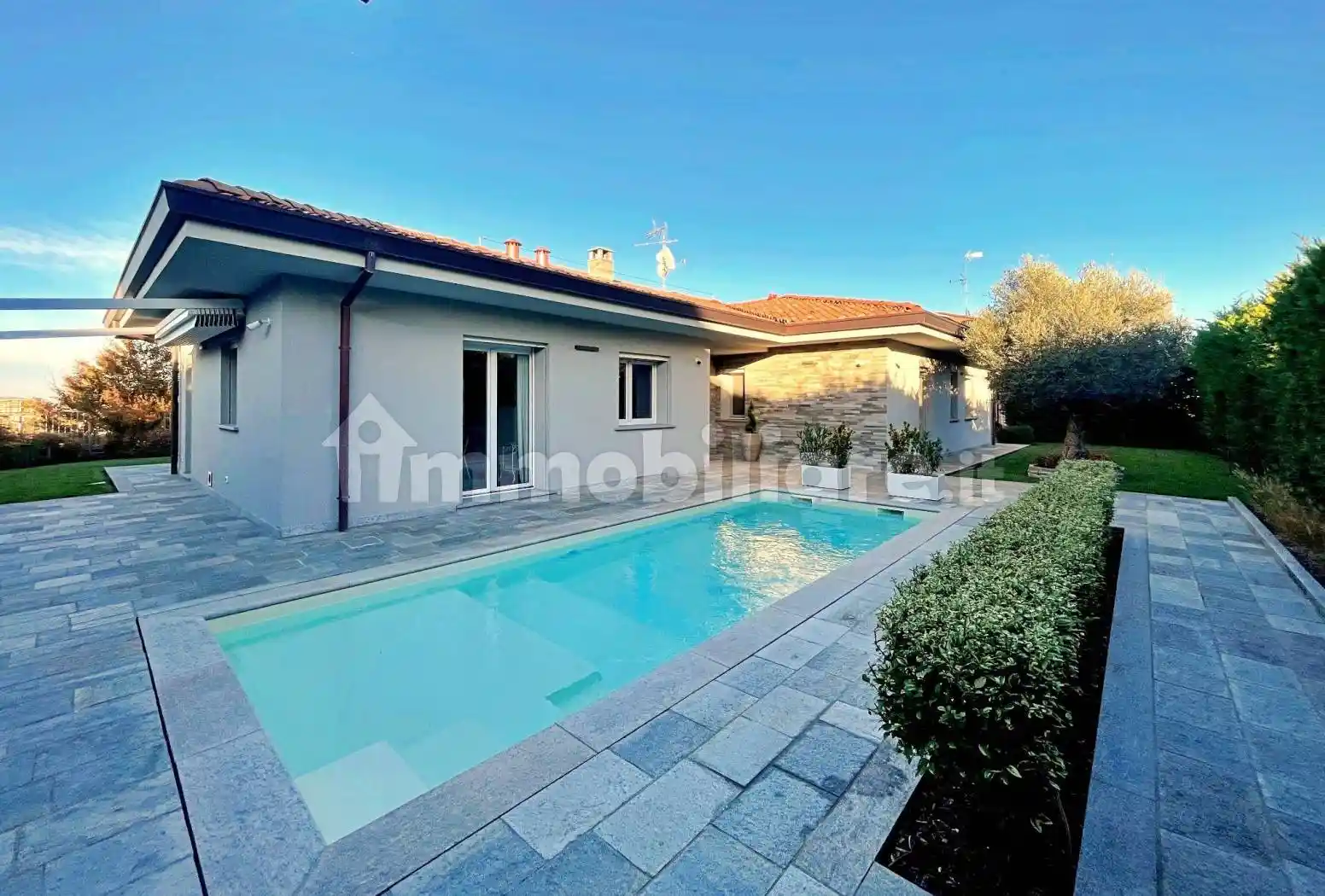 Villa in vendita a Stradella