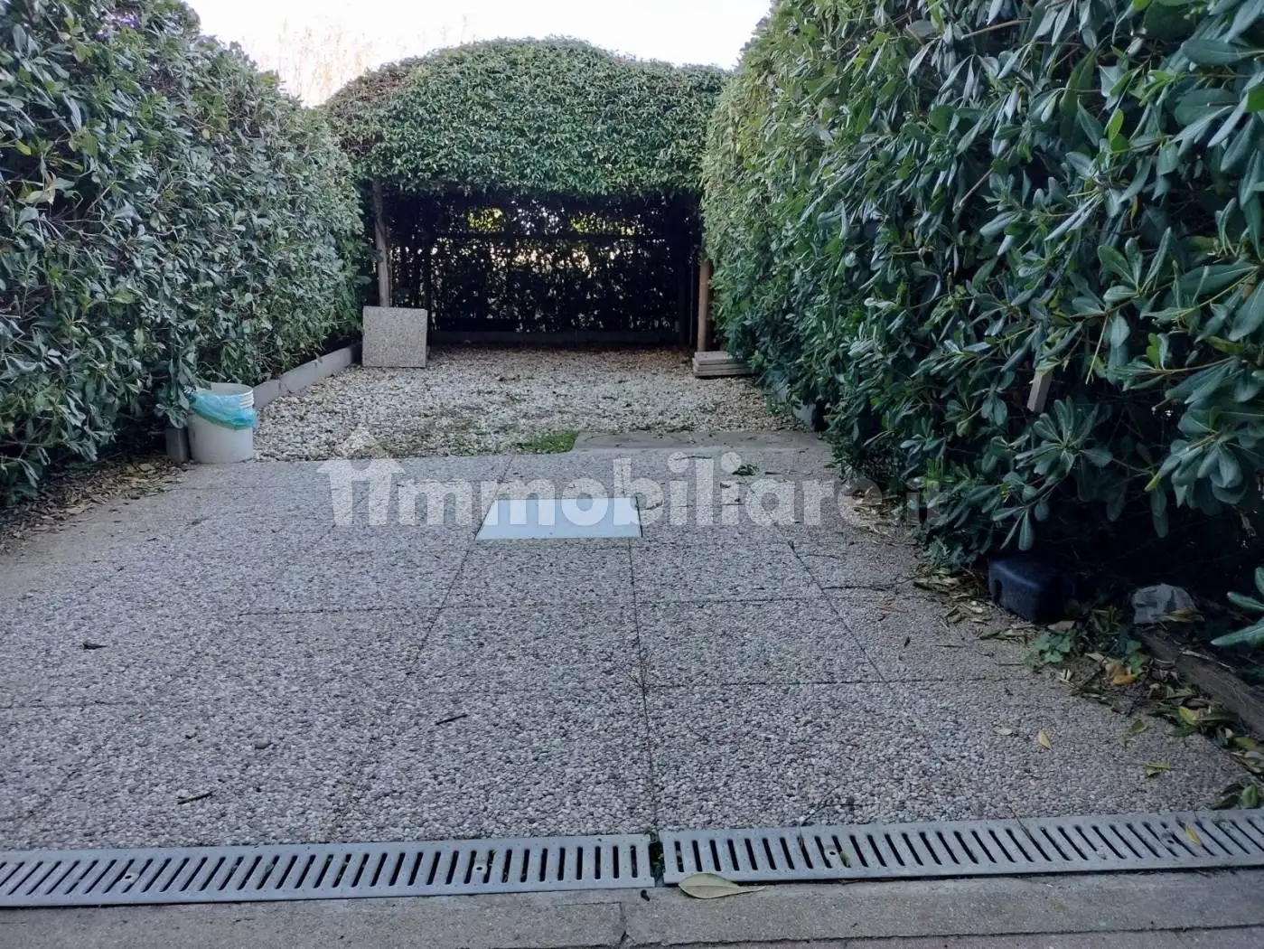 Casa indipendente in vendita a Campi Bisenzio