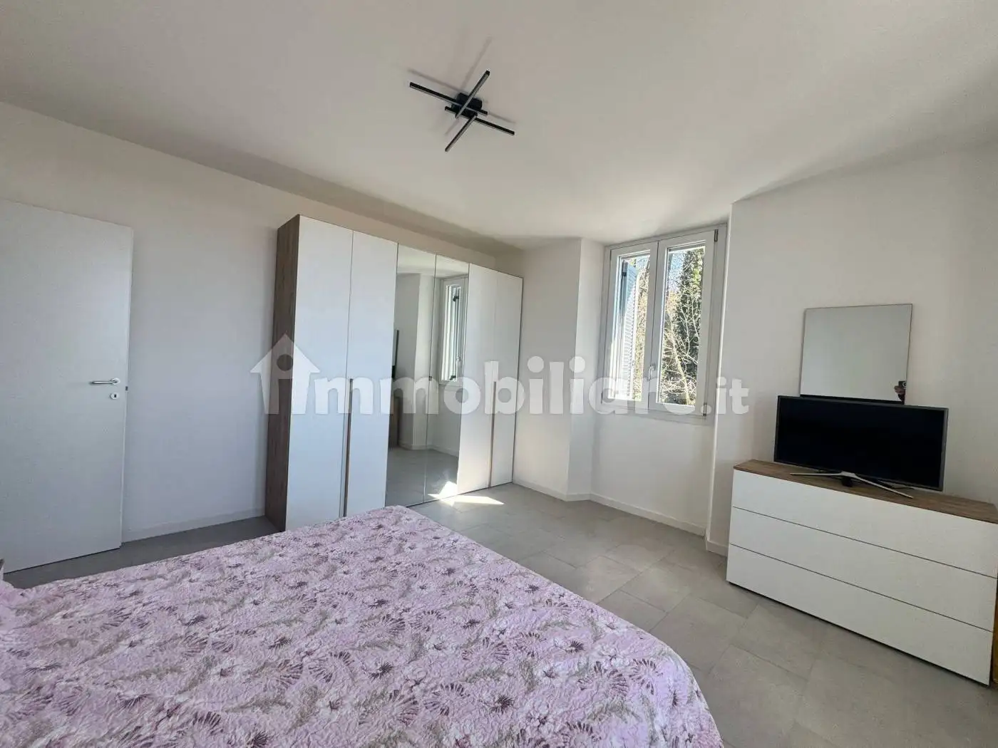 Appartamento in affitto a Capiago Intimiano