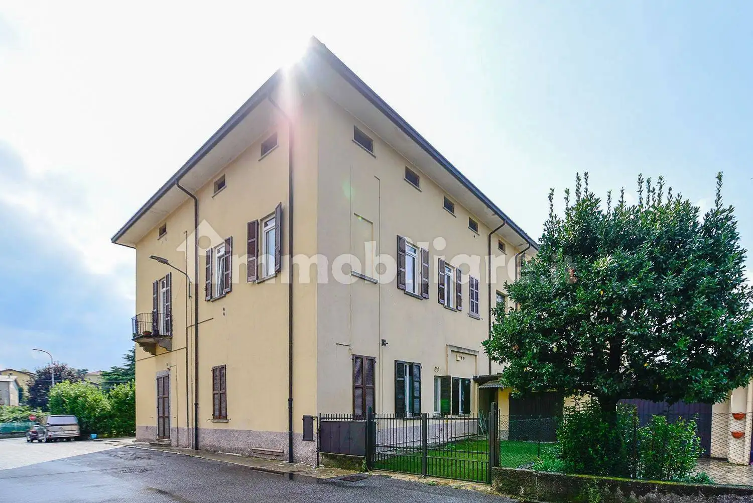 Appartamento in vendita a Merone