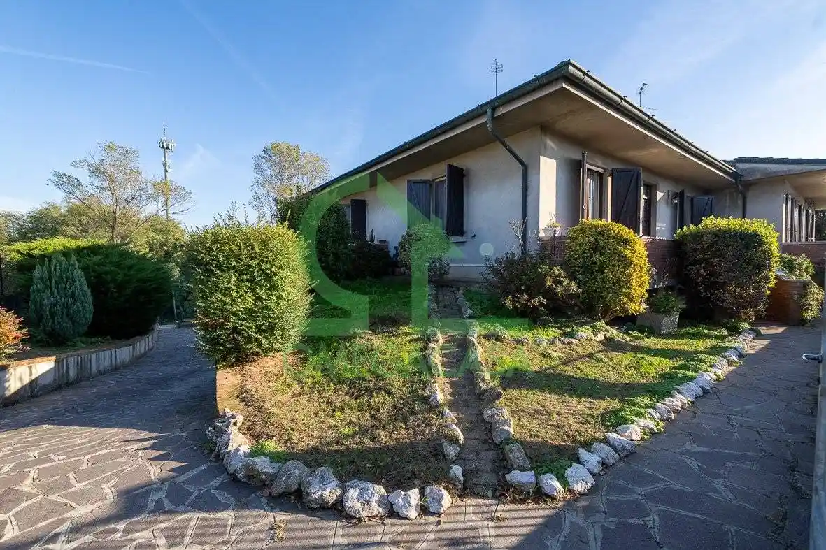 Villa bifamiliare via Sanadolo 10, Centro, Castiglione d'Adda - foto 2