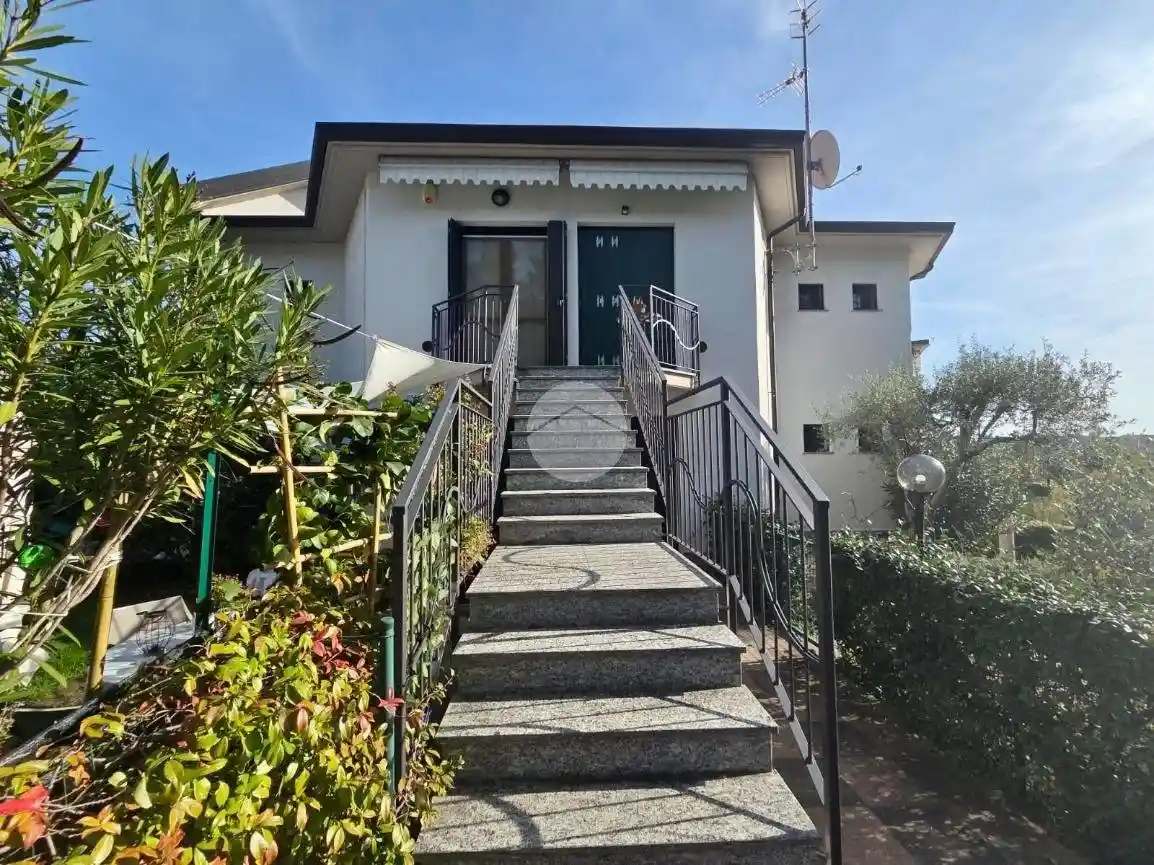 Bilocale via della Molaria 28, Pieve Vecchia, Villaggio Sanghen, Manerba del Garda - foto 2