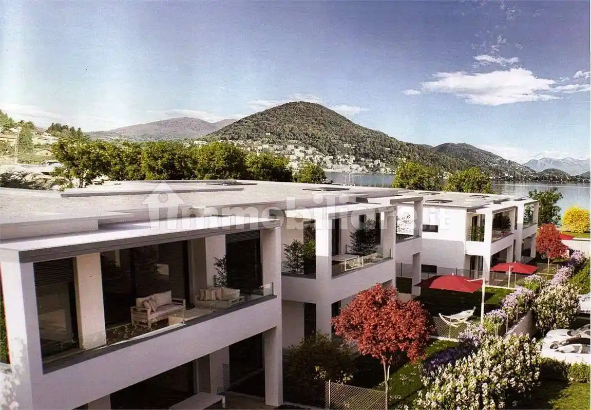 Appartamento in vendita a Lavena Ponte Tresa