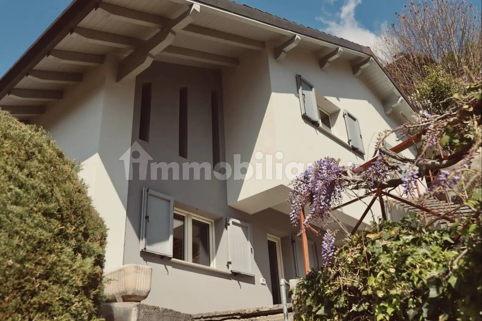 Villa in affitto a Onore