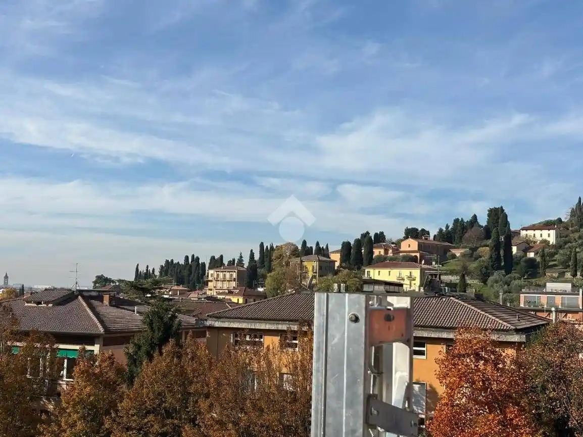 Quadrilocale da ristrutturare, quarto piano, Valdonega, Verona - foto 2