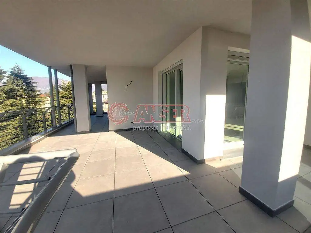 Appartamento in vendita a Oggiono