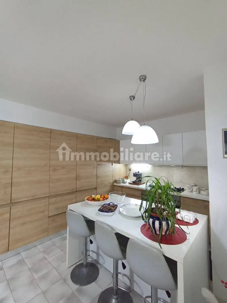 Palazzo - Edificio in vendita a Caserta