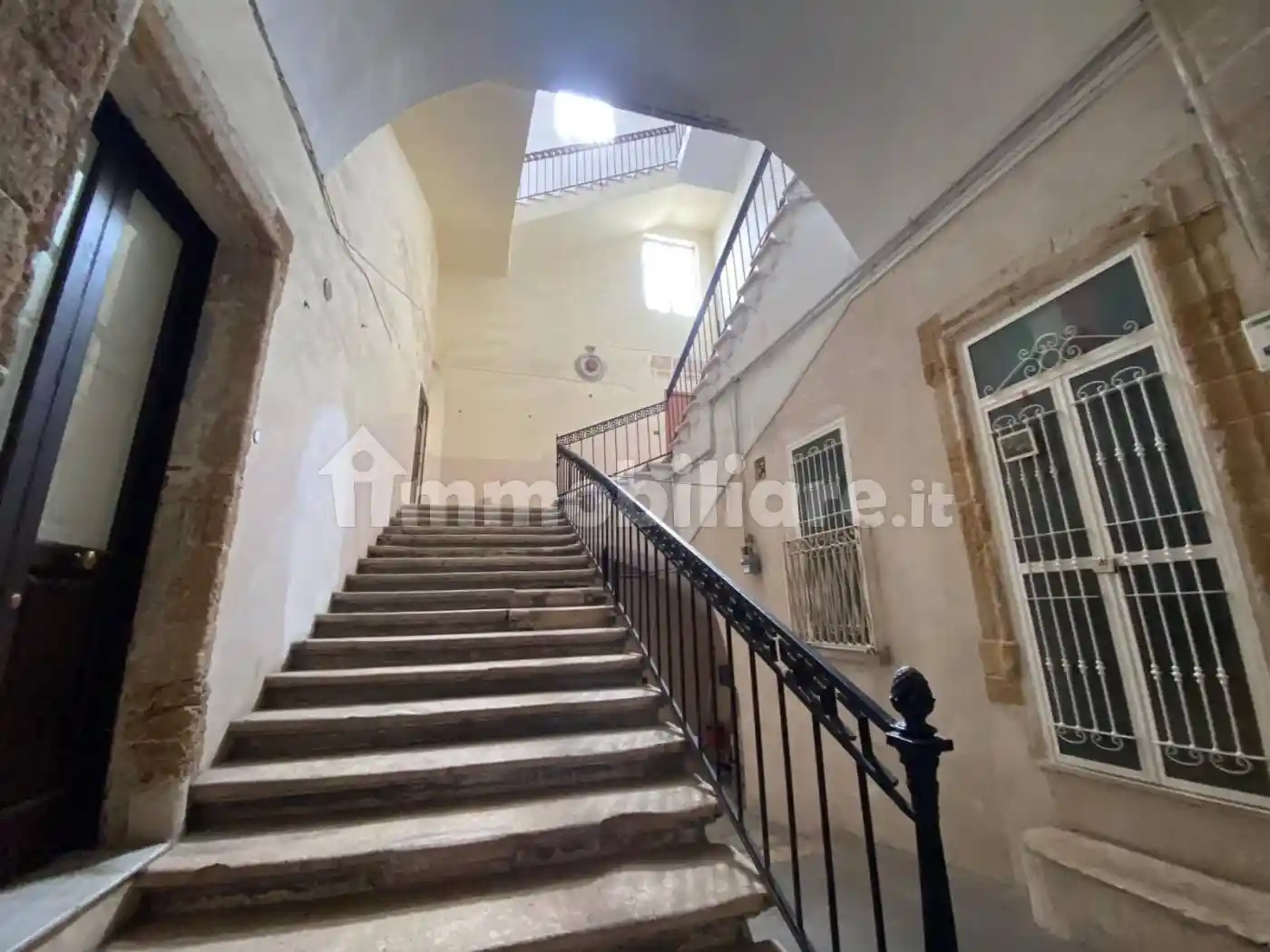 Bilocale via Duomo 72, Isola - Città Vecchia, Taranto - foto 4